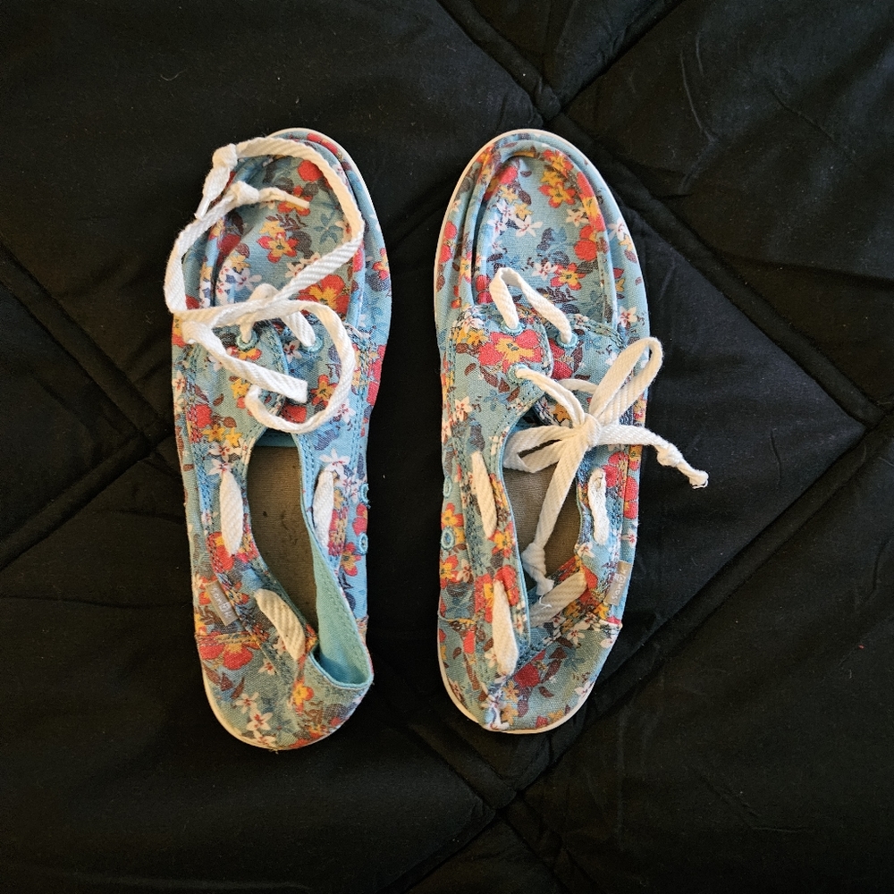Sanuk loafers